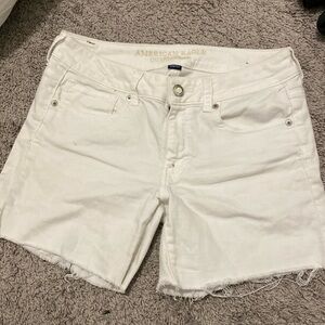white american eagle shorts